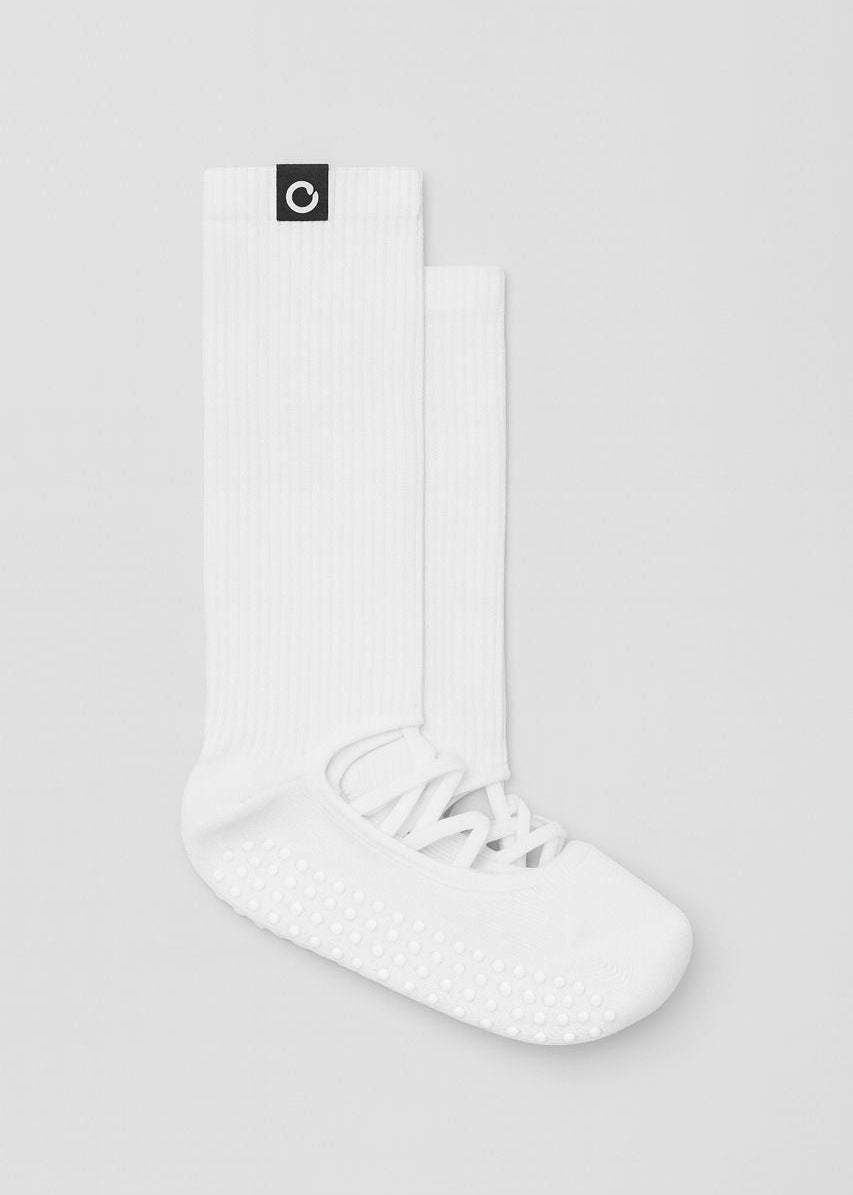 reformer pilates grip socks in white